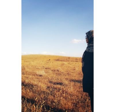 mahsaa_khanoom's profile picture. ‏‏‏آخرین روز از یازدهمین ماه 👸💫
عاشق کتاب📚 و موسیقی 🎶🎻
یه دخمل نیمچه عکاس📷و احساسی 💟👱