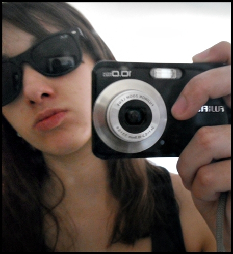 thamychaves's profile picture. 17 anos, estudo, amo música sertaneja e toco violão.