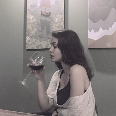 저의 알티가 탐라에서 자주 보여 불편하시다면 저를 뮤트해 주세요🤍 소통 없이 조용히 보기만 하다 보니 팔로우만 가득해 졌을 뿐 이상한 사람 아닙니다ㅠㅠ...