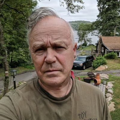 thismachine324's profile picture. 