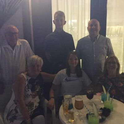 Loves football Hungerford town & man utd follower and laid back