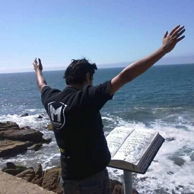 portenito's profile picture. Porteño, Humor Negro y Políticamente Incorrecto
Cientista Político, Administrador Público; UMC
Bioquímico; PUCV
Contactos vía DM