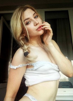 LisaLisss1's profile picture. 