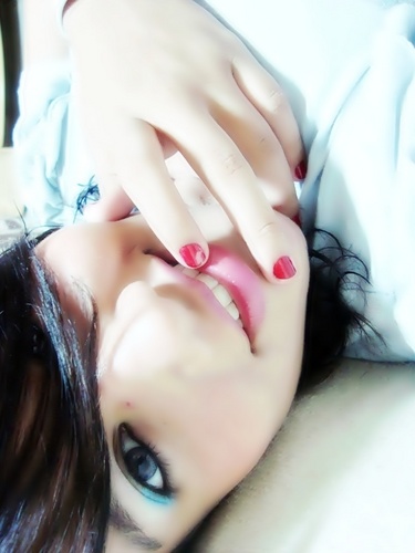 - Diva da @ligacaoteen *-* ColíriaOficial da minha mãe ♥ & exclusiva da @UniaoColiriasOF *-*