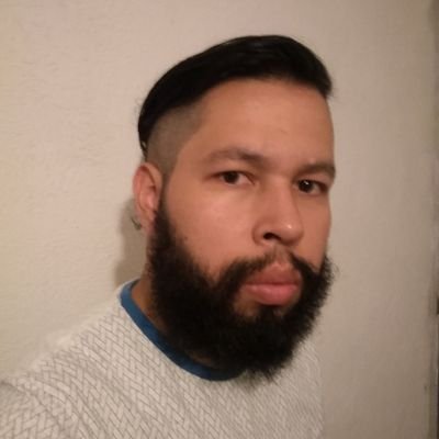 KhorneRuiz's profile picture. Apasionado de la música y la tecnología.
'Impossible is nothing'