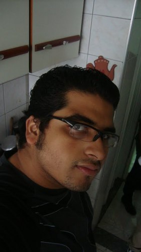 Sou extrovertido,gosto de brincar e sou muito leal com minha amizades!!!