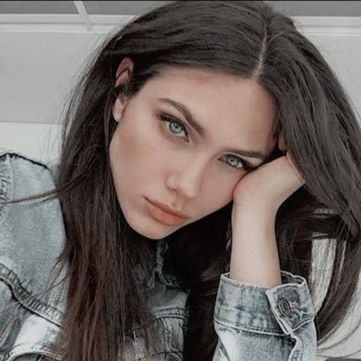 「 𝐇𝐈𝐋𝐋 ━ 𝒔𝒉𝒆 𝒄𝒐𝒖𝒍𝒅 𝒌𝒊𝒍𝒍 𝒚𝒐𝒖 𝒘𝒊𝒕𝒉 𝒂 𝒘𝒊𝒏𝒌 𝒐𝒇 𝒉𝒆𝒓 𝒆𝒚𝒆 ❜ ⋅ cαll me αgent 12, αlso knoɯn αs ȻȺŁⱣᵾɌNƗȺ ₊ 」