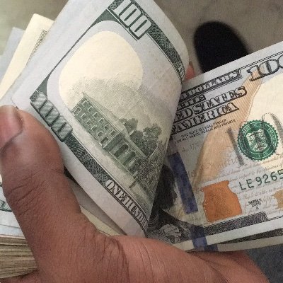 don’t come in my dms demanding me to buy no content