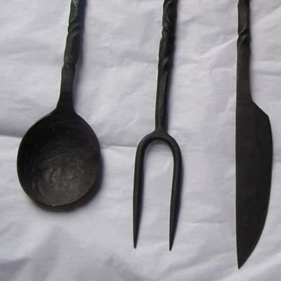 @KnifesBlue