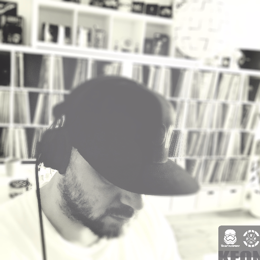 Tesch_Keon's profile picture. d`N`b DJ & Produzent,
Facebook: https://t.co/IXog4SKAOS
Insta: https://t.co/9dov0xilOx