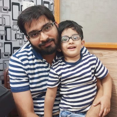 sabir_khalid's profile picture. Upar tasveer wala banda is confuse between Passion and Profession | Parhai ka chor hay | University jaanay say dar lagta hay | Always on wheels