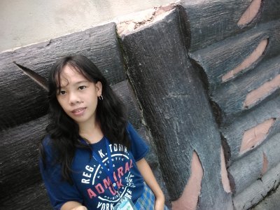 Love is blind hahahaha