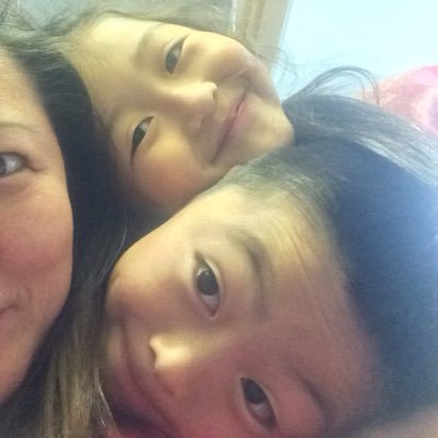 sealove211's profile picture. 