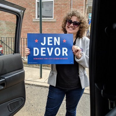 “Random Philly Local.” No More Philly Shrug. @BetterCivics in search of #BetterElections. Very Virgo. She/Her.