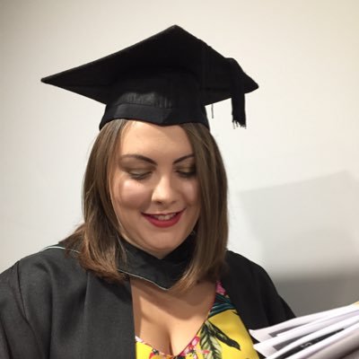 Lover of languages, University of Hull graduate, MFL teacher. Passionate about teaching languages and culture! History enthusiast!