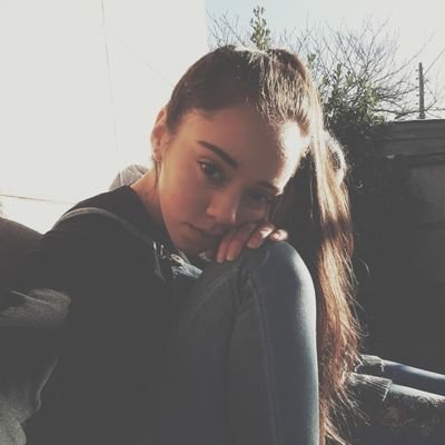 Fernand26631023's profile picture. 