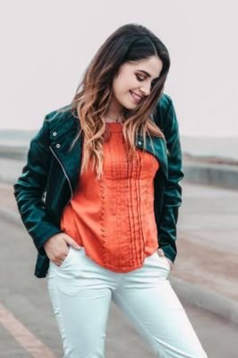 Jean24199227's profile picture. life is only go..
life is only game played by himself 
life is one don't second 
so. 
thinking.enjoy.keep going