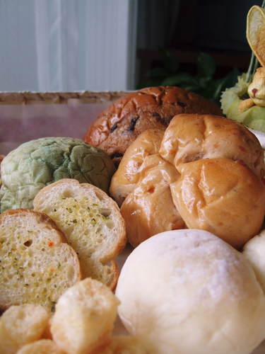 いいな広場ヤフーショップ！11/1にオープン！まずは地元の美味しいパン屋さん「イーストヒルズ」のパンを販売！