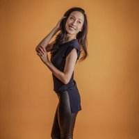 Crystal Lee - @crizzlelee Twitter Profile Photo