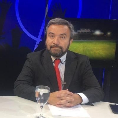 Periodista. Diario El Ciudadano. TV: Sello de Fútbol Cablevisión. LT3. Papá de Sofi y Martina. Enamorado de mi compañera de vida