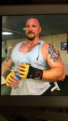 JamesSm39552516's profile picture. I am an active person who is into fitness, considered slender and on the petite side; dark brown eyes with short black hair. A very outgoing person who enjoys.