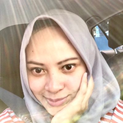 rinaaaNKM's profile picture. SKPM'48 2011 IPB • ♡Allah • locked by 1801 • traveller