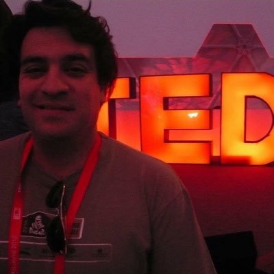 Tecnólogo, Inventor, Emprendedor, Speaker, Fanático de TED y Organizador TEDx. Fundador y Coordinador de Punilla Valley. Fundador proyecto MIL MANOS.
