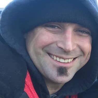 DonaldJ11564674's profile picture. I'm honest and I want something real