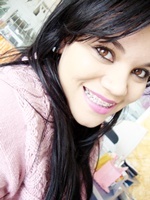 Angel Barrios , 18 anos , adoro tendencias , moda  e beleza .