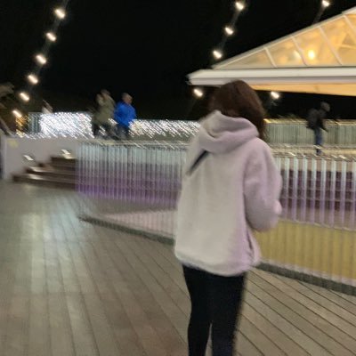 FgreJmvLoof733w's profile picture. 