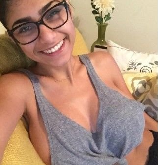 Mary51088034's profile picture. i am mary