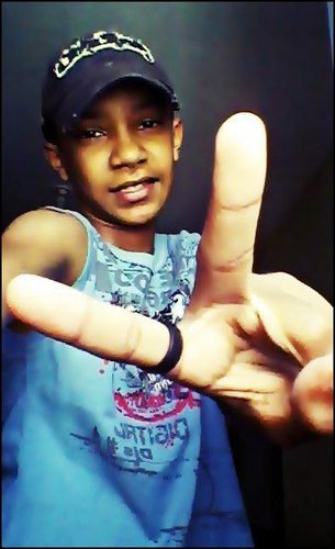 nao estou mais usando esse twitter ! (: