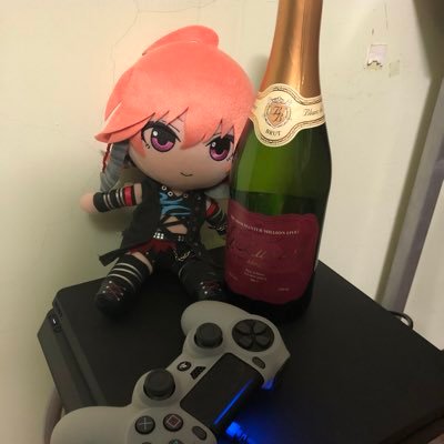 mayoneco_tw's profile picture. アイマス 星井美希、如月千早、二宮飛鳥、神崎蘭子、望月杏奈、ロコ、幽谷霧子担当｜日本語勉強中｜
コスプレ撮影垢：@mayoneco_tori