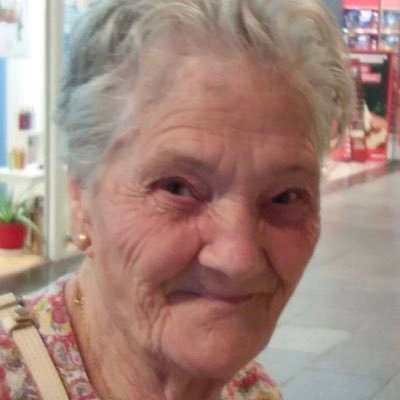 Hola, soy Manuela de EspañaTengo estenosis valvula aortica severa-grave. Necesito ayuda para implantar una válvula. Link abajo