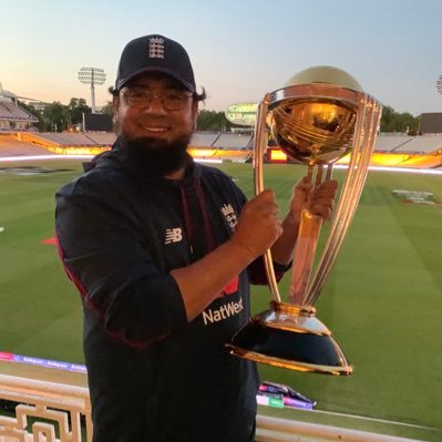 CWC19 winner England ECB, current Pakistan Head Coach, coached West Indies Bangladesh New Zealand Australia , enquires saqi_coachingclinic@hotmail.co.uk