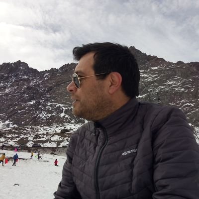 davidacaceres's profile picture. 