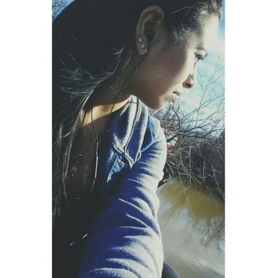 jaay_jasmine's profile picture. E c u a d o r 🇪🇨
.. v x x i v `