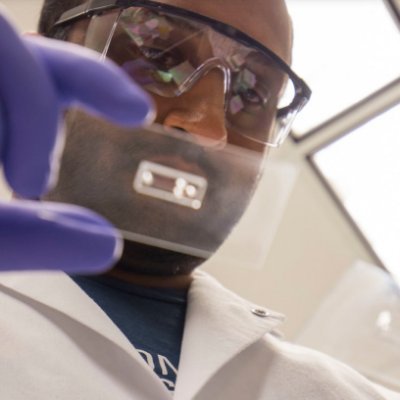 Father, Microfluidics Engineer, Amateur Historian, Biomaterials Postdoc, Neutrophil Extracellular Trap Enthusiast (He/Him/His)