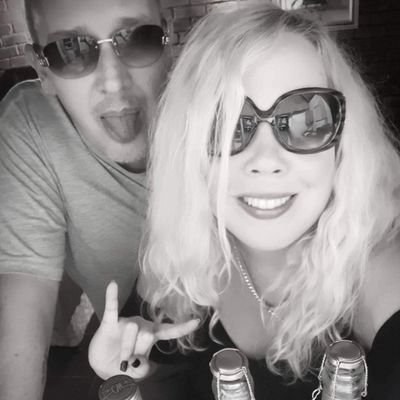 AnInsaneCouple's profile picture. The most insane couple on Earth, equally psychotic, equally eccentric and we both hate humans in general.. Aliens.. both of us..