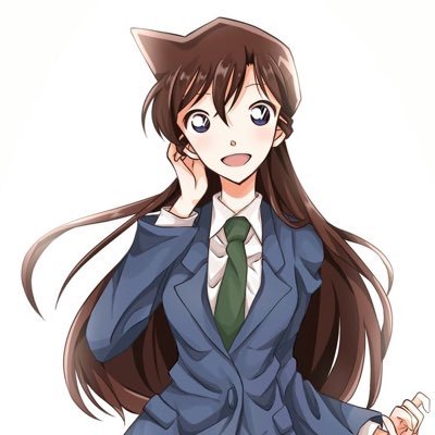 explorewithvee's profile picture. Take risks and live your passion.