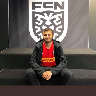 WaheedObayd's profile picture. -Danish 2v2 Champion
- ESWC 2018
Signed with FC Nordsjælland