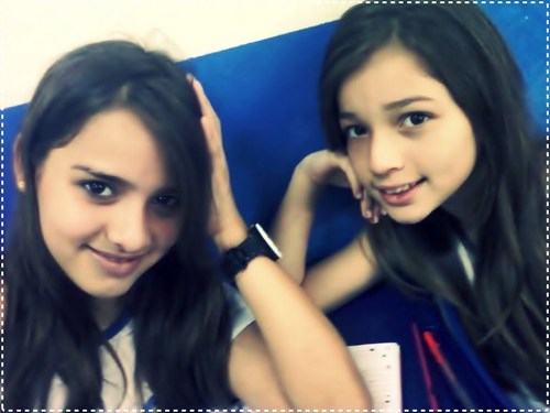 LorenaeSusan's profile picture. 