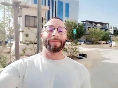 am cool gentle jovial my ladies say am sexy