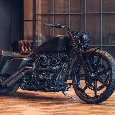 addictiveill's profile picture. I'm the man in the box.