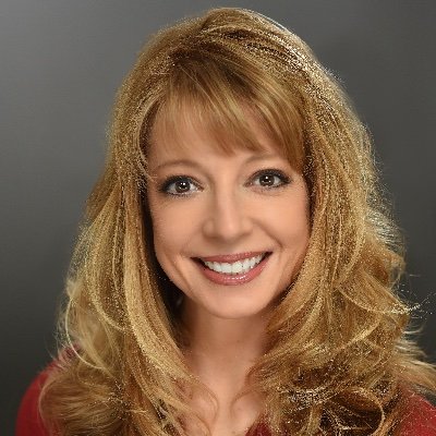 CEO I Proud Mom I Retail Lover I Fitness Fanatic. Passionate about #digitalbrands, #communities #socialmedia and #leadership