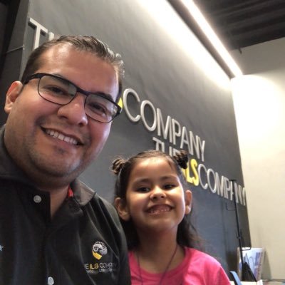 CesarUrsua's profile picture. Family first - dogs next - beach later