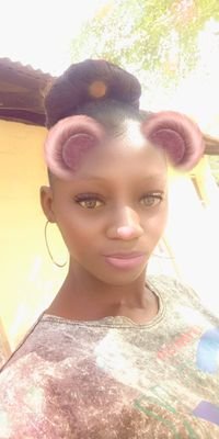 My best medicine in life is smile because it makes me forget every worries and give me sound mind the more i smile the more i look beautiful 😍