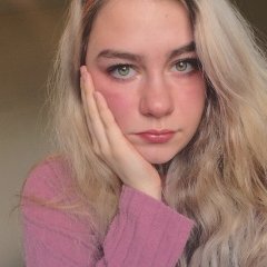 Hi i'm Kailey:) and my greatest passion is singing! So I decided to start a youtube channel! If you want you can check it out:)
