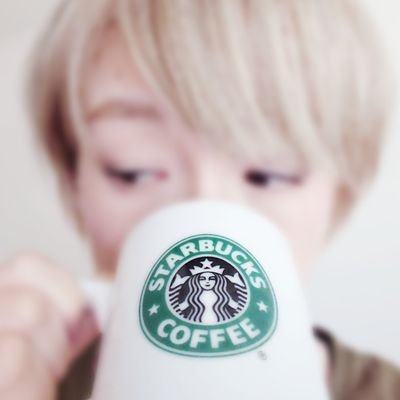 COFFEE！COFFEE！COFFEE！
スタバでうひひ♪のアメブロと一緒に呟きたい事を呟いてます
コーヒーとスタバ、ヤクルトスワローズ、赤いマジシャン、煉獄さん、鯉登少尉が私の生きるガソリン🔥
よもやよもやで転職し生活スタイルが変わりTL全然追えてませんがこんな私でもよかったらこれからも仲良くしてください🙇