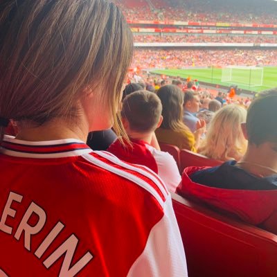 Gooner, Mummy of 2 - in ❤️️ with the Lake District and NYC. Gooner4Life. Southern girl living in Cumbria ❤️ Most Haunted fan and Ghosthunter 👻